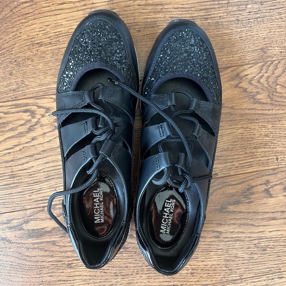 Michael Kors shoes - Picture 3 of 6